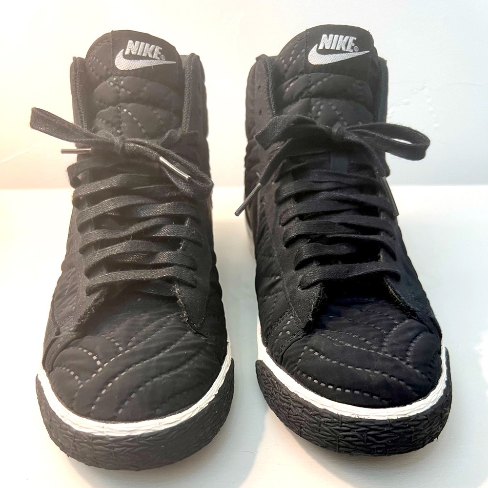 Women’s Quilted Nike Blazers
